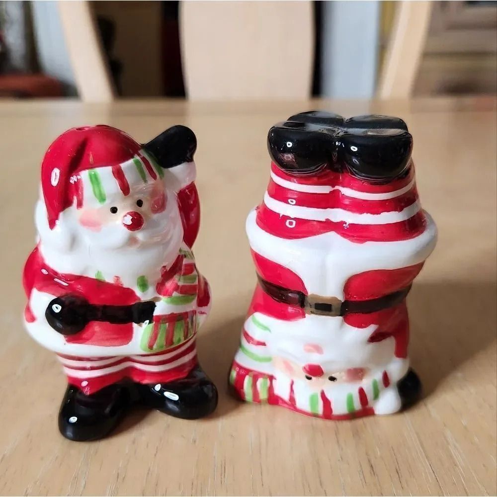 Christmas Santa salt and pepper shakers